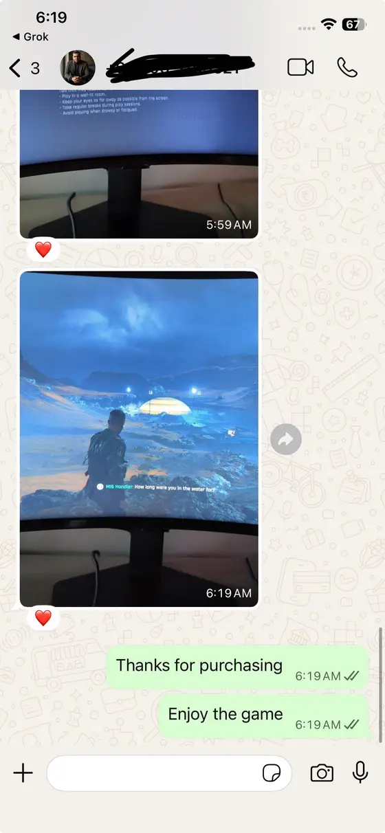 WhatsApp chat — 007 First Light gameplay screenshots from a happy buyer